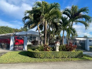 1071 W 66th St 0, Hialeah, FL 33012