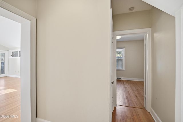 48 Van Schoick Avenue, Albany, NY 12208