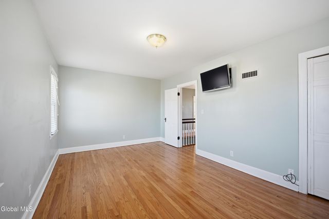 48 Van Schoick Avenue, Albany, NY 12208