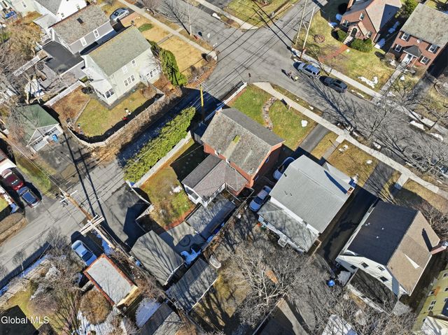 48 Van Schoick Avenue, Albany, NY 12208