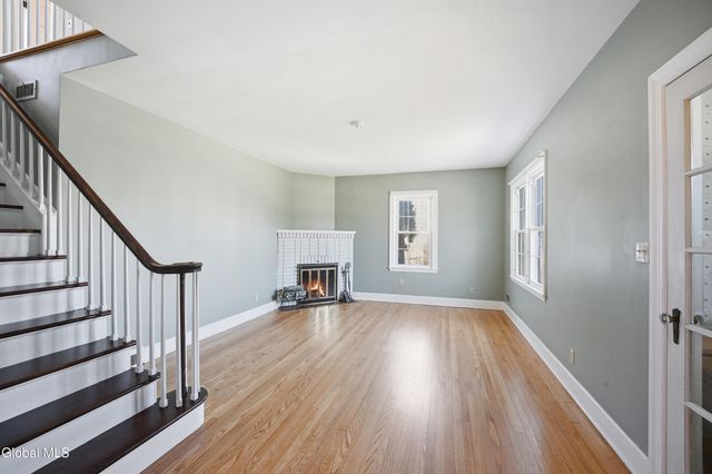 48 Van Schoick Avenue, Albany, NY 12208