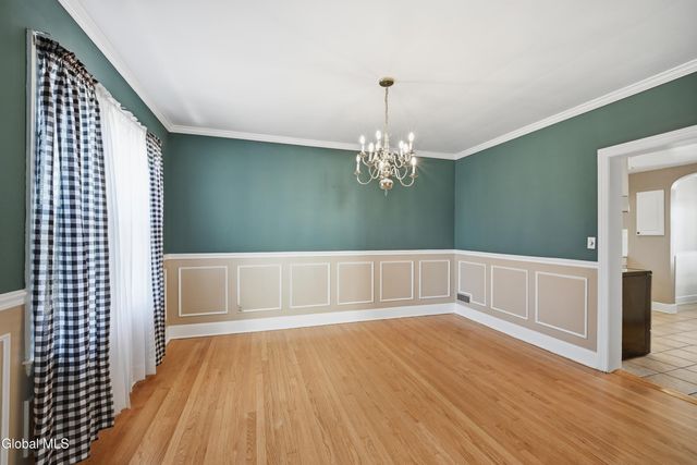 48 Van Schoick Avenue, Albany, NY 12208