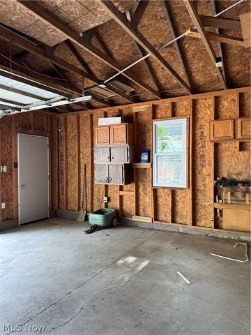 544 Purdue Avenue, Elyria, OH 44035
