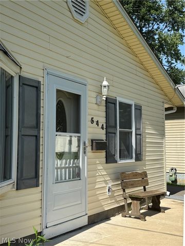 544 Purdue Avenue, Elyria, OH 44035