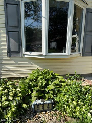 544 Purdue Avenue, Elyria, OH 44035