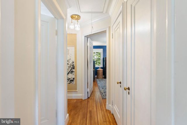 2H DUTTON AVE, Catonsville, MD 21228