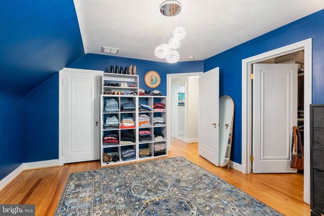 2H DUTTON AVE, Catonsville, MD 21228