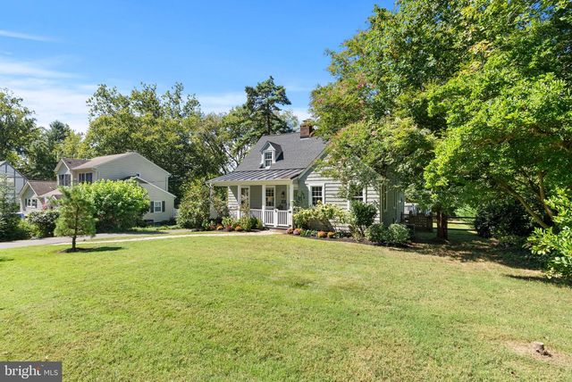 2H DUTTON AVE, Catonsville, MD 21228