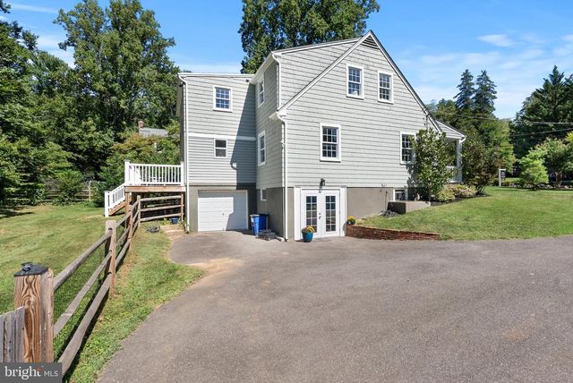 2H DUTTON AVE, Catonsville, MD 21228