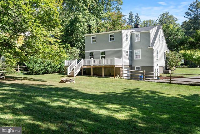2H DUTTON AVE, Catonsville, MD 21228
