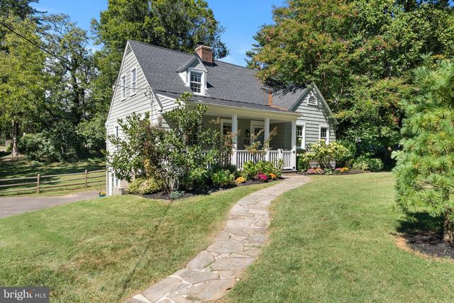 2H DUTTON AVE, Catonsville, MD 21228