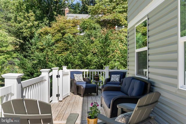 2H DUTTON AVE, Catonsville, MD 21228
