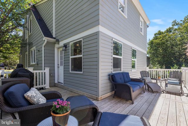 2H DUTTON AVE, Catonsville, MD 21228
