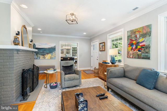2H DUTTON AVE, Catonsville, MD 21228
