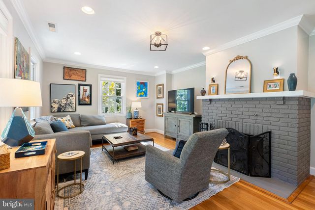 2H DUTTON AVE, Catonsville, MD 21228