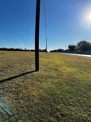 501 W Wintergreen Road W, Desoto, TX 75115