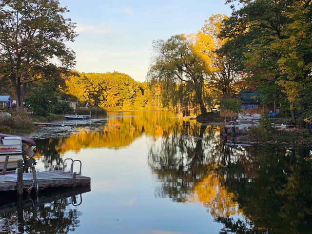 96 LHCS Road, Hubbardton, VT 05735