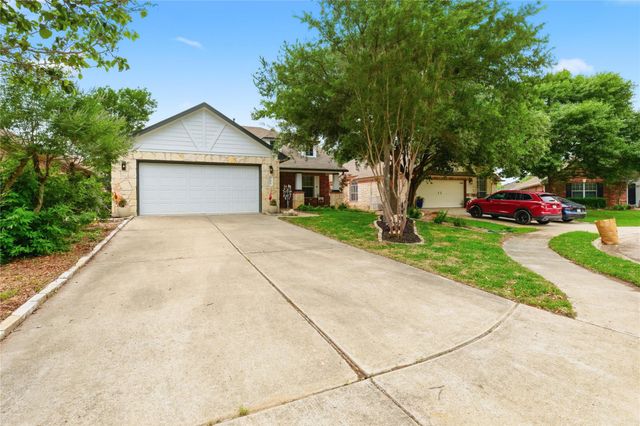 180 Mystic Shadow LN, Buda, TX 78610