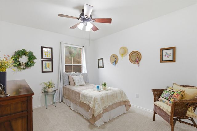 180 Mystic Shadow LN, Buda, TX 78610