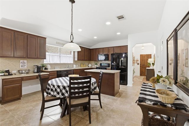 180 Mystic Shadow LN, Buda, TX 78610