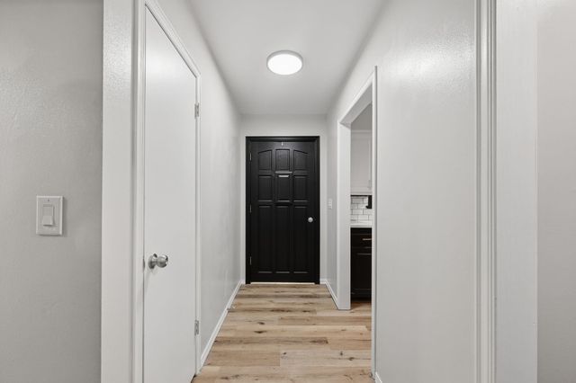 4001 W Bella Vista, Wichita, KS 67212