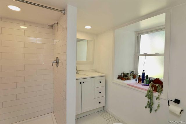 84 E Main Street, Beacon, NY 12508