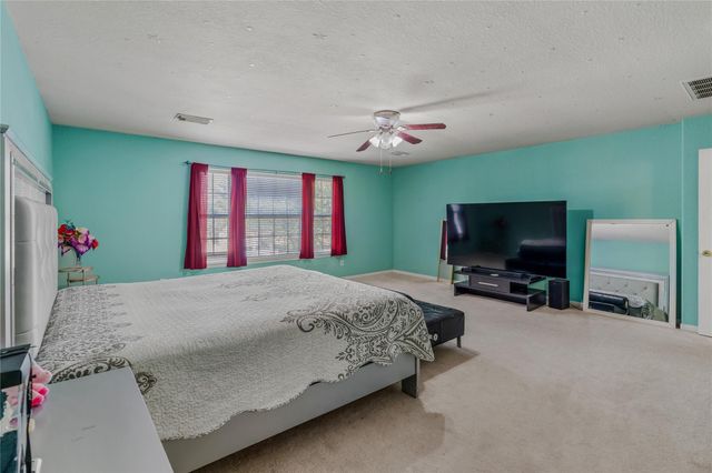 5603 Turner Oaks, Houston, TX 77085