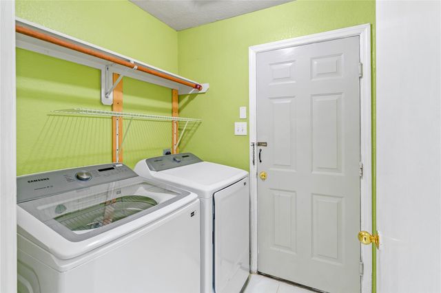 5603 Turner Oaks, Houston, TX 77085