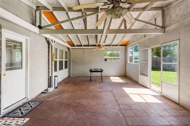 5603 Turner Oaks, Houston, TX 77085