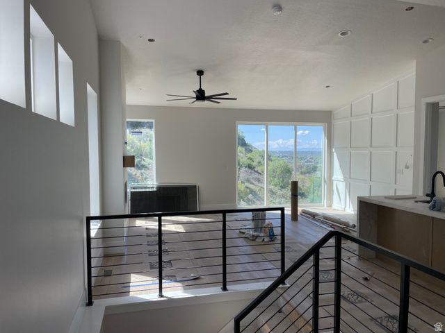 571 S ELENA LN, Ogden, UT 84404