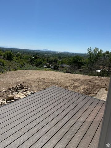 571 S ELENA LN, Ogden, UT 84404