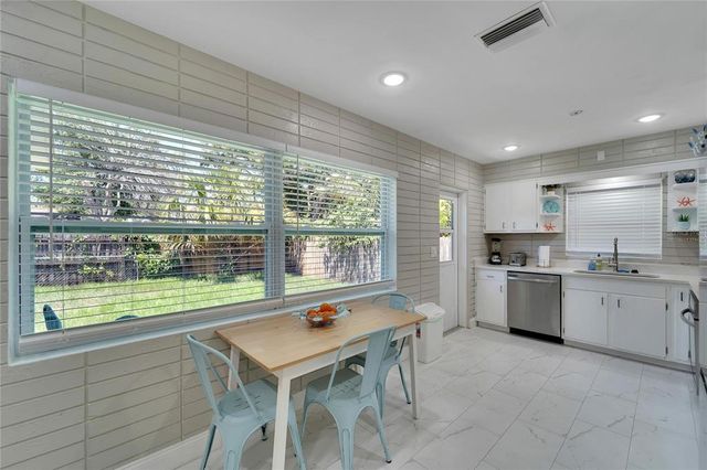 4753 48TH AVENUE N, St Petersburg, FL 33714