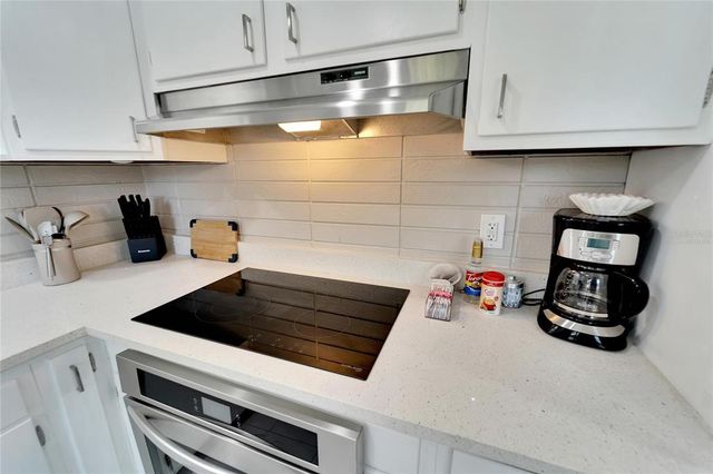 4753 48TH AVENUE N, St Petersburg, FL 33714