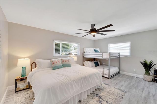 4753 48TH AVENUE N, St Petersburg, FL 33714