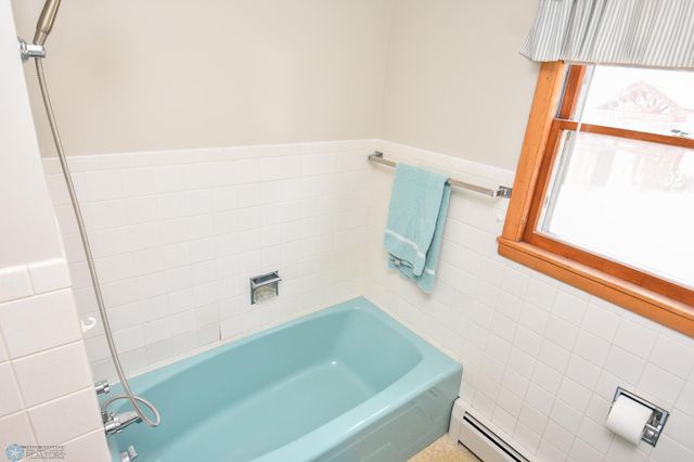 807 Pleasant Drive, Ada, MN 56510