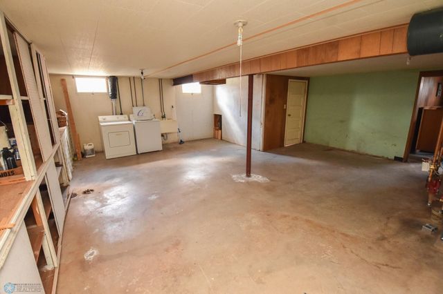 807 Pleasant Drive, Ada, MN 56510