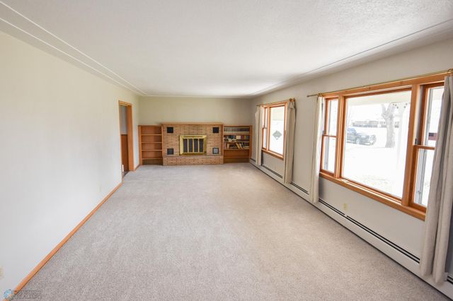 807 Pleasant Drive, Ada, MN 56510