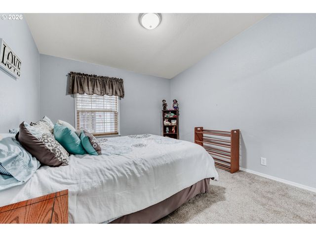 21553 Se ANKENY Ter, Gresham, OR 97030