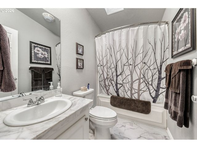 21553 Se ANKENY Ter, Gresham, OR 97030