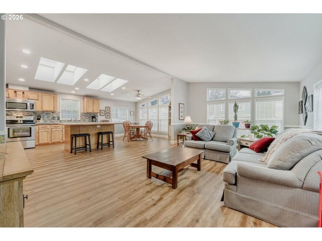 21553 Se ANKENY Ter, Gresham, OR 97030