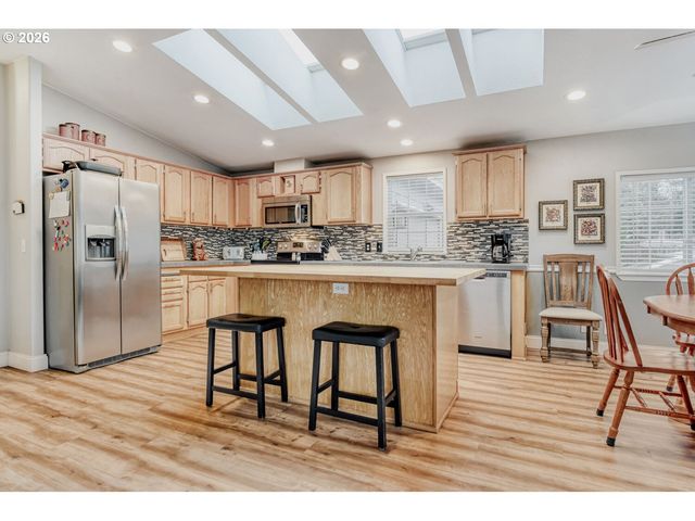 21553 Se ANKENY Ter, Gresham, OR 97030