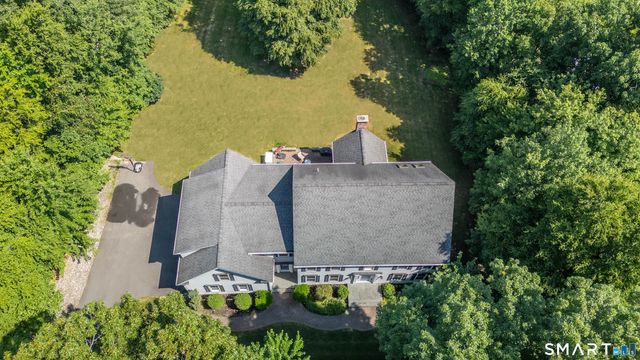 16 Highwood Crossing, Burlington, CT 06013