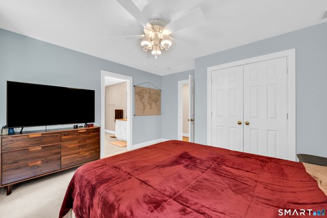 16 Highwood Crossing, Burlington, CT 06013