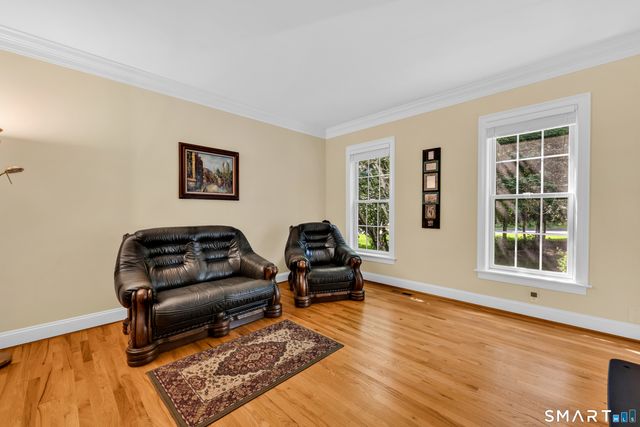 16 Highwood Crossing, Burlington, CT 06013