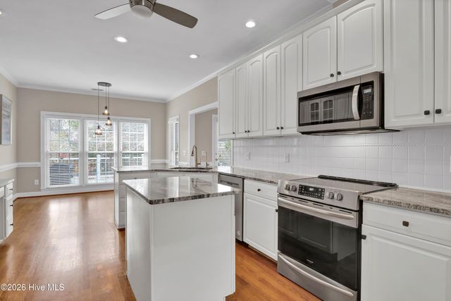 7110 Long Boat Circle, Wilmington, NC 28405