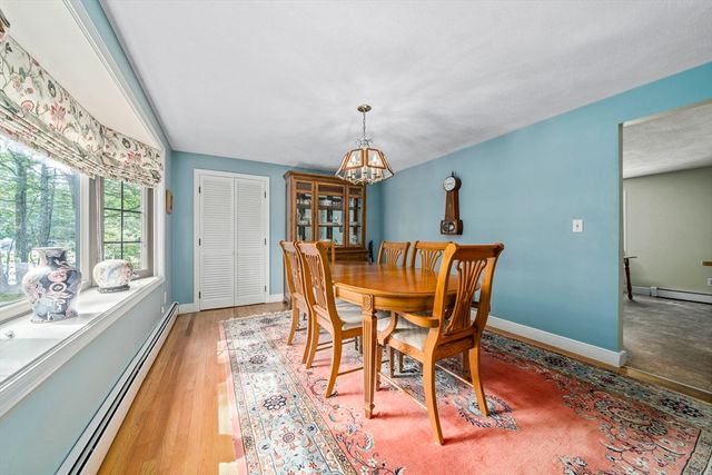 37 Michele Ln, Braintree, MA 02184