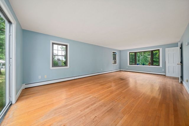 37 Michele Ln, Braintree, MA 02184