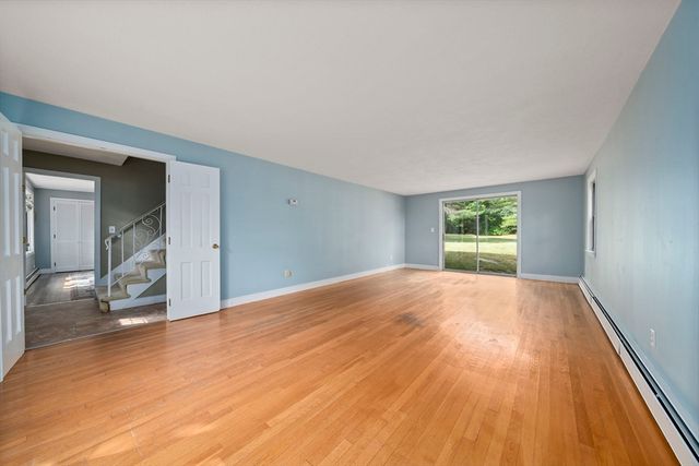 37 Michele Ln, Braintree, MA 02184