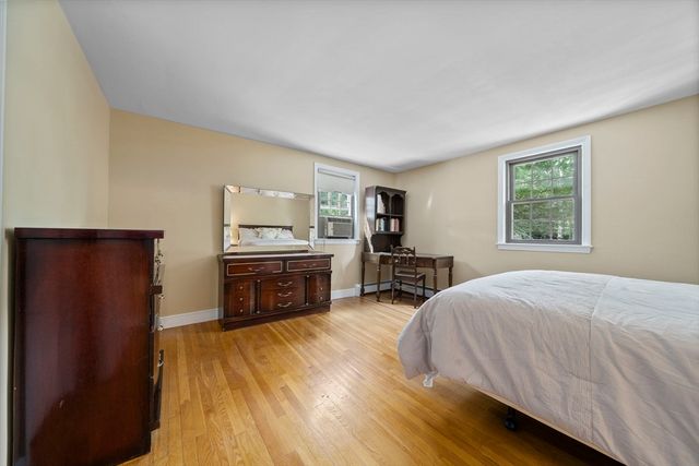 37 Michele Ln, Braintree, MA 02184