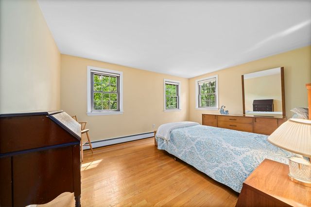 37 Michele Ln, Braintree, MA 02184